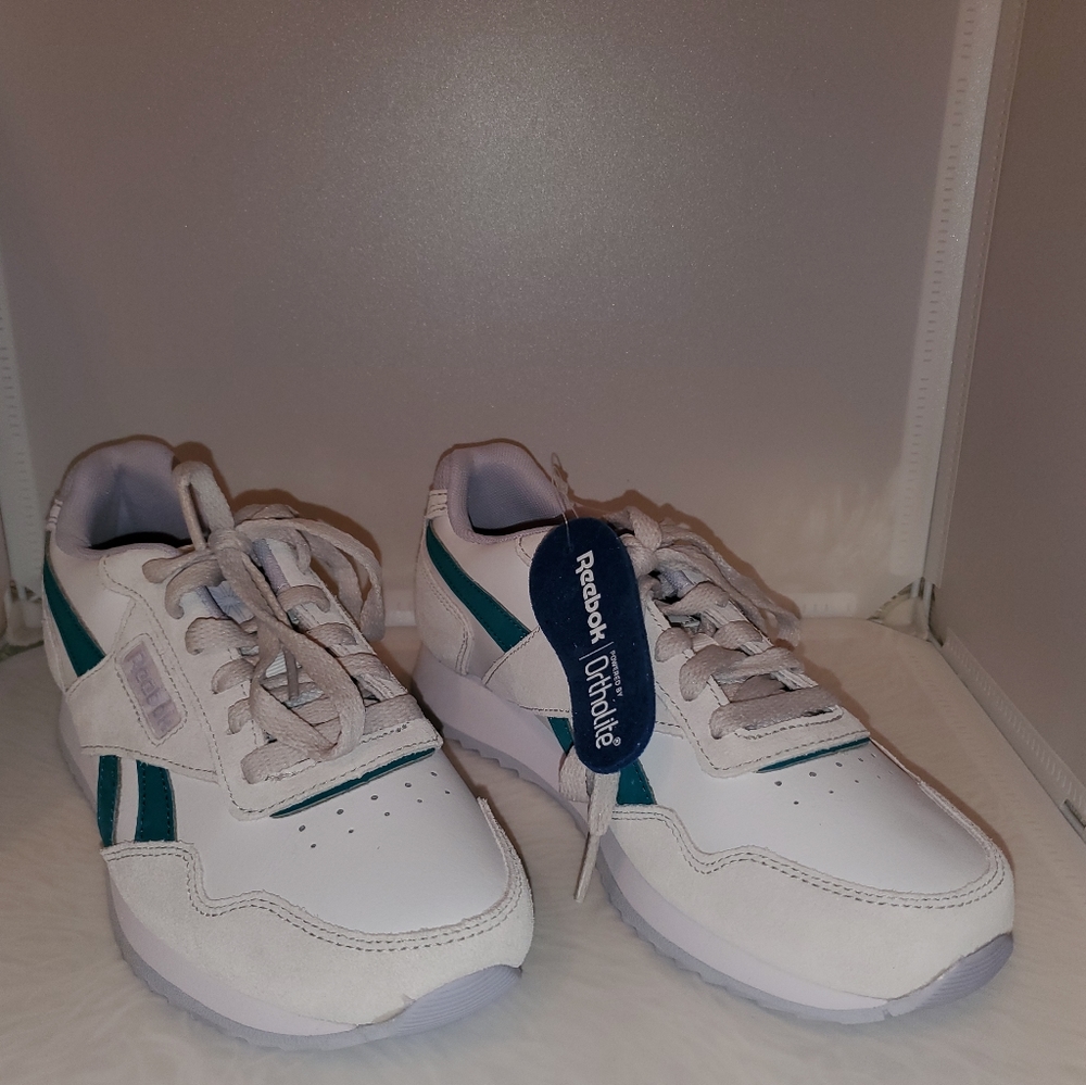 Reebok Sneakers